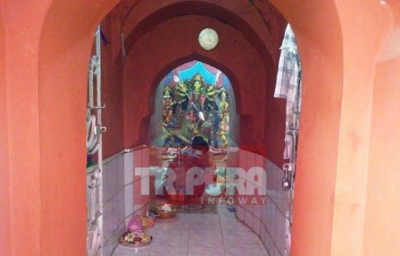 City of temples celebrate auspicious Durga puja : Devotion marks Maha-Astami at 17th Century old Hari Mandir 